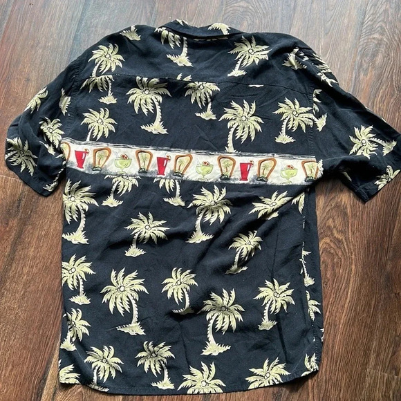 Men's Pierre Cardin Vintage Tropical Shirt | Beach | Vacation | Palm Trees - Picture 7 of 8